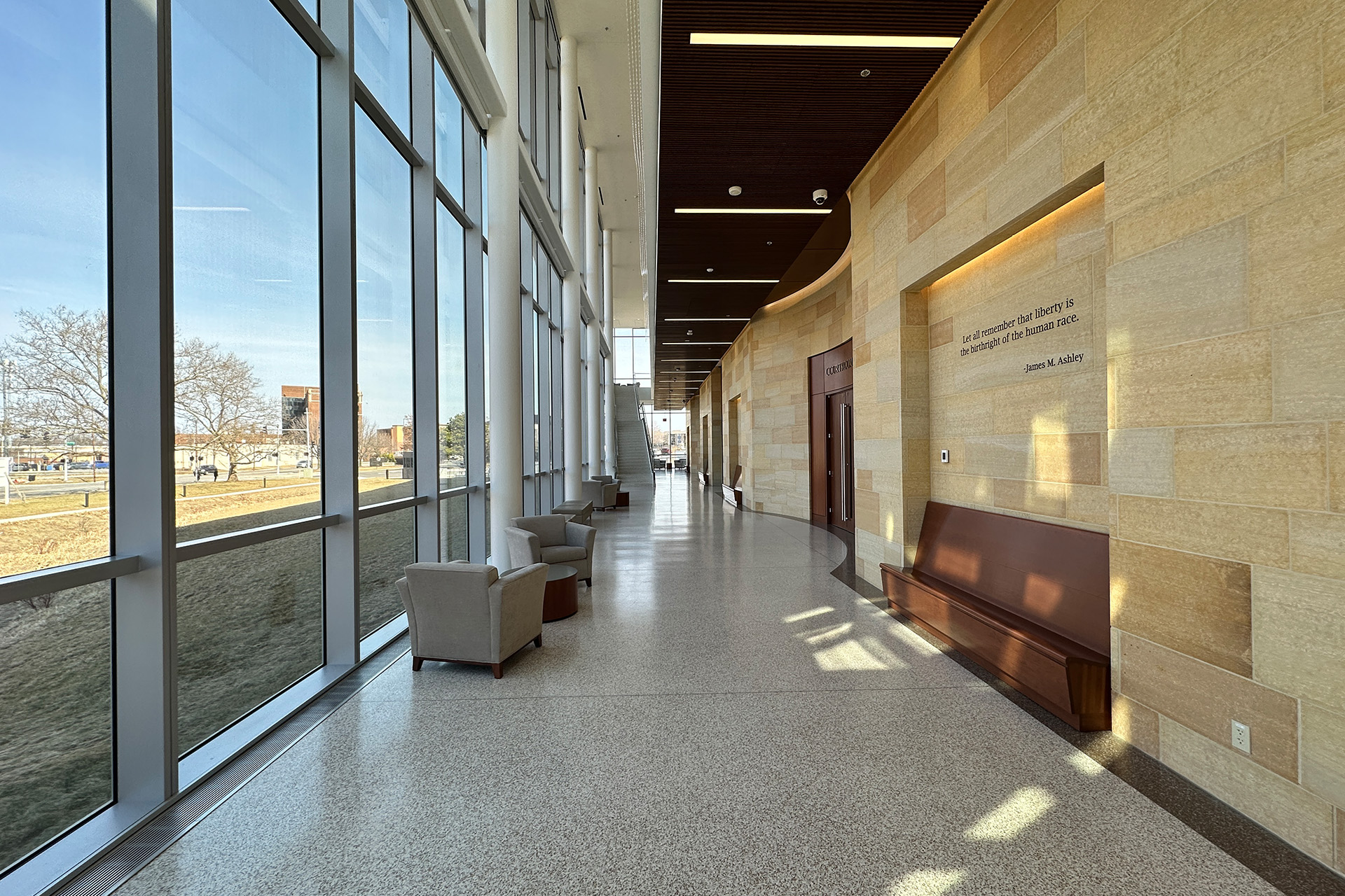 07 – Toledo Court – CORRIDOR 07 – Toledo Court – CORRIDOR